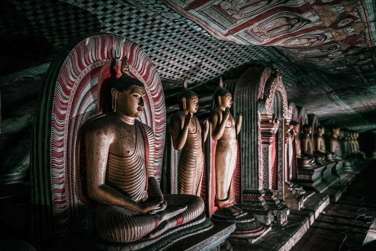 Buddha statues inside Dambulla cave temple